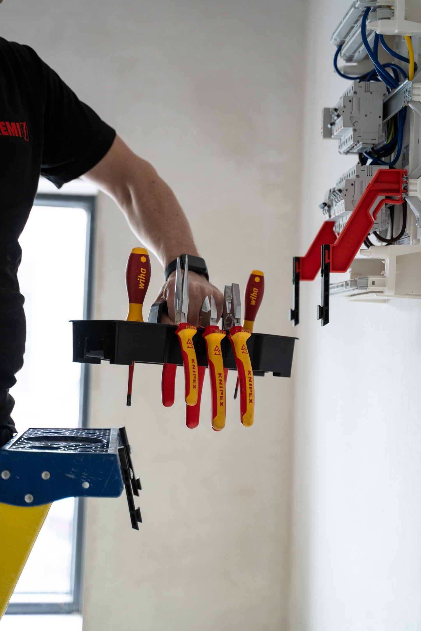 Electricians Mounted Tool Tray